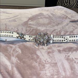 Women’s custom belt
